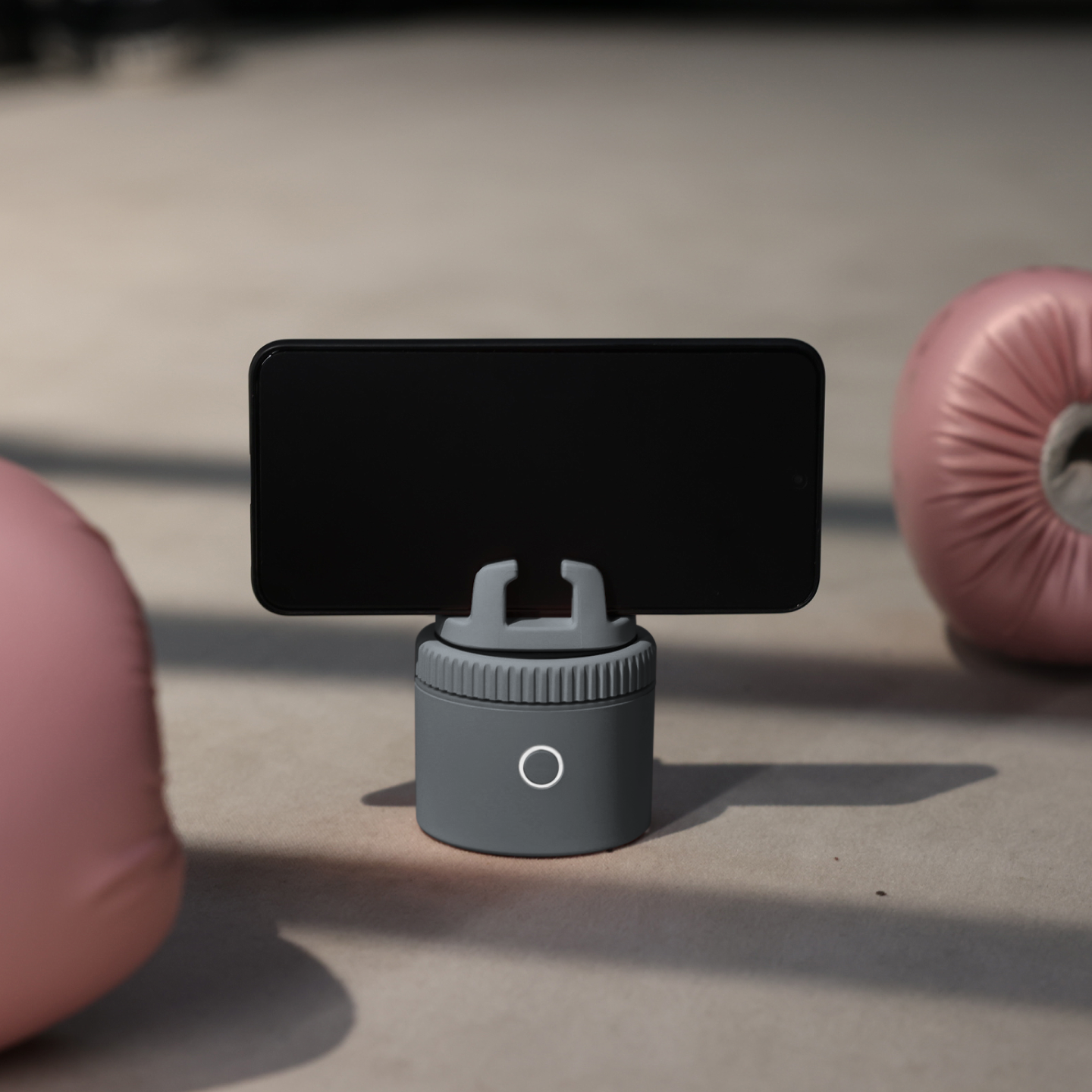 【美品】pivo pod スマホ用 Shop Pivo Pods | AI-Powered Smartphone Mounts
